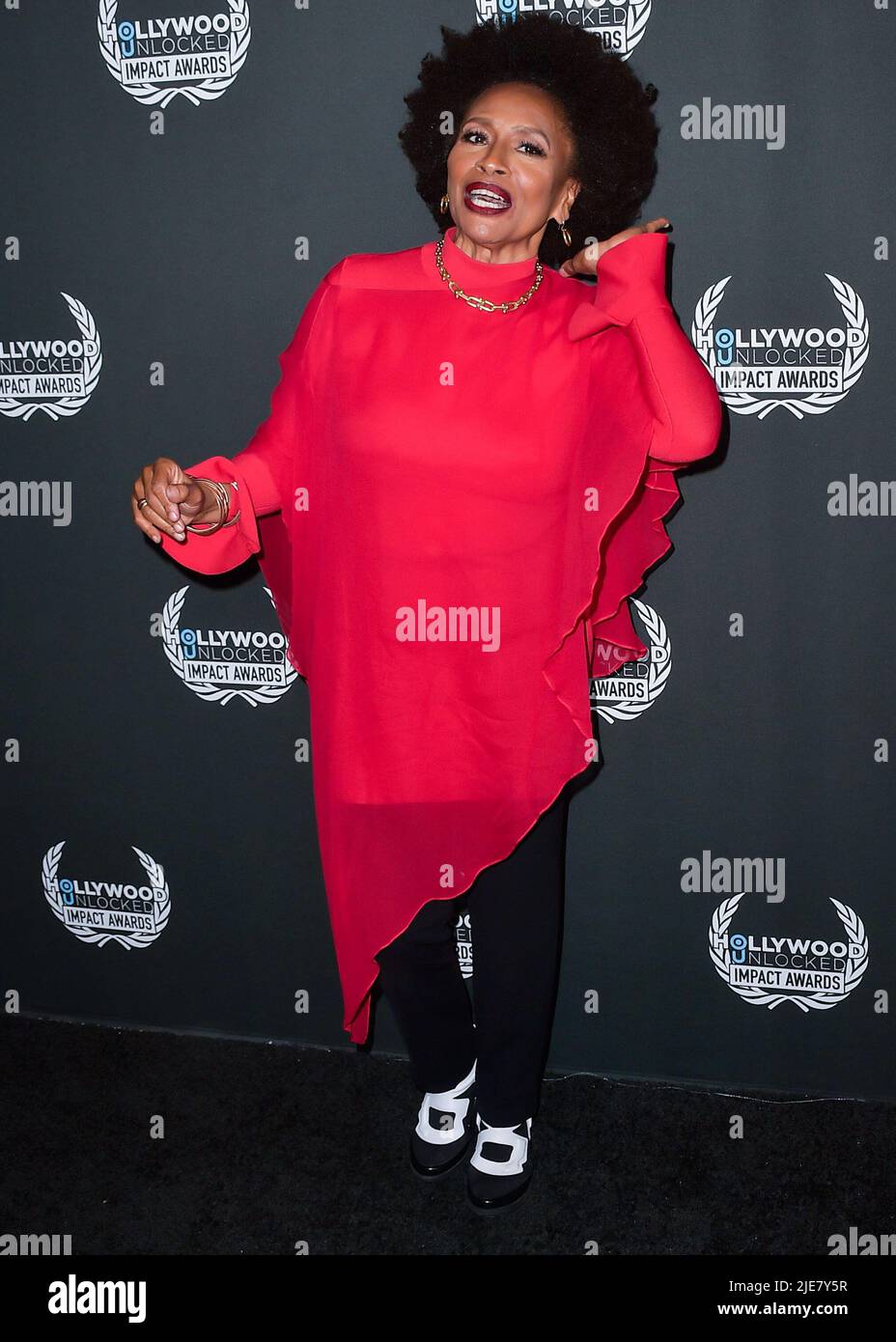 Beverly Hills, United States. 24th June, 2022. BEVERLY HILLS, LOS ANGELES, CALIFORNIA, USA - JUNE 24: American actress Jenifer Lewis arrives at the 2nd Annual Hollywood Unlocked Impact Awards held at the Beverly Hilton Hotel on June 24, 2022 in Beverly Hills, Los Angeles, California, United States. ( Credit: Image Press Agency/Alamy Live News Stock Photo