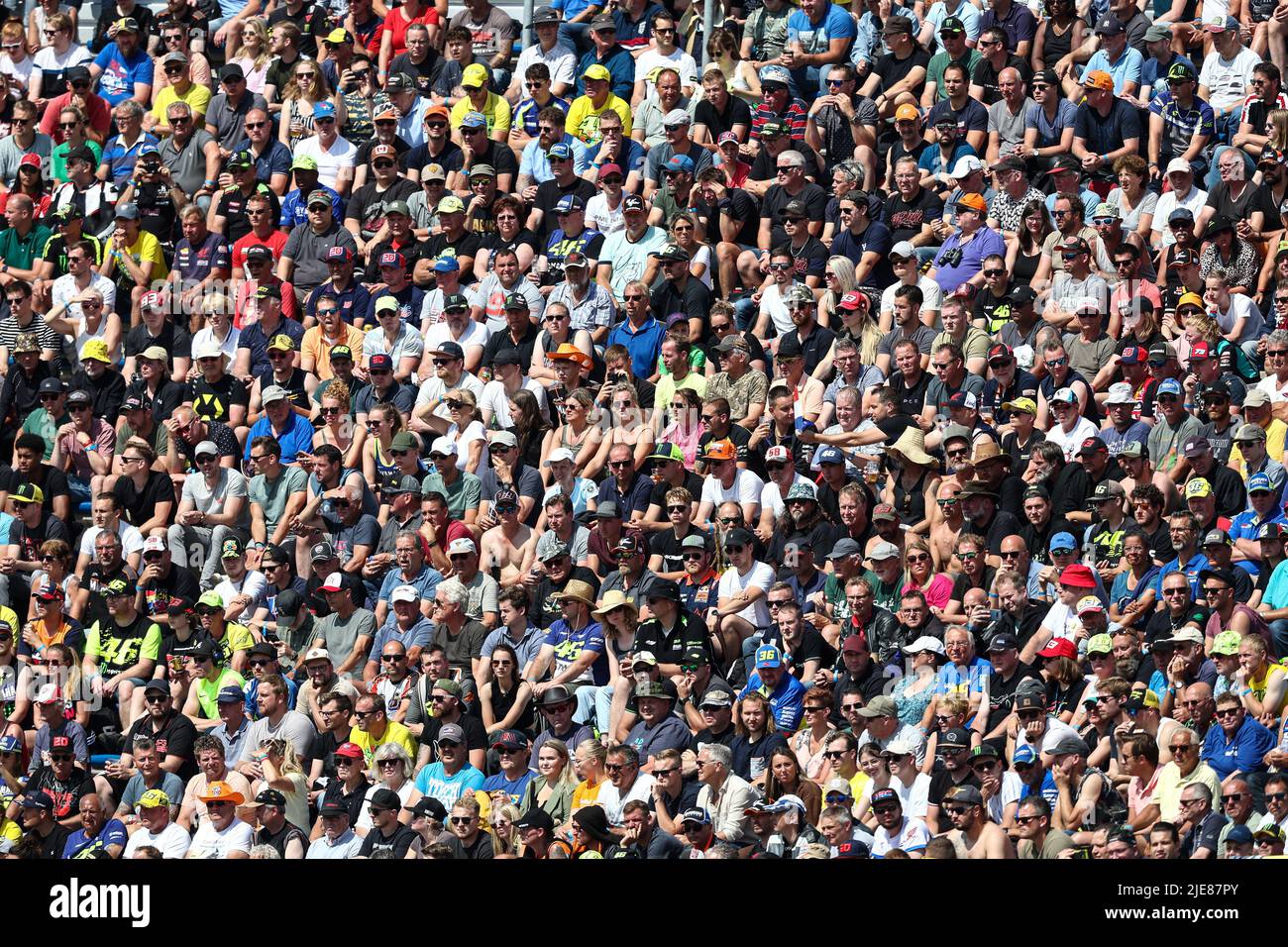 2022-06-26 11:10:18 ASSEN - Audience during the Moto3 final on June 26, 2022 at the TT circuit of Assen, Netherlands. ANP VINCENT JANNINK netherlands out - belgium out Stock Photo