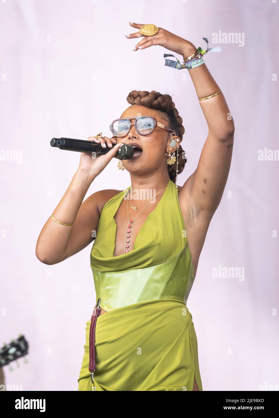 Glastonbury, UK. 25th June 2022.  Joy Crookes performs on the West Holts Stage at Glastonbury Festival, at Worthy Farm in Somerset. Picture date: Saturday June 25, 2022. Photo credit should read: David Jensen/Empics/Alamy Live News Stock Photo