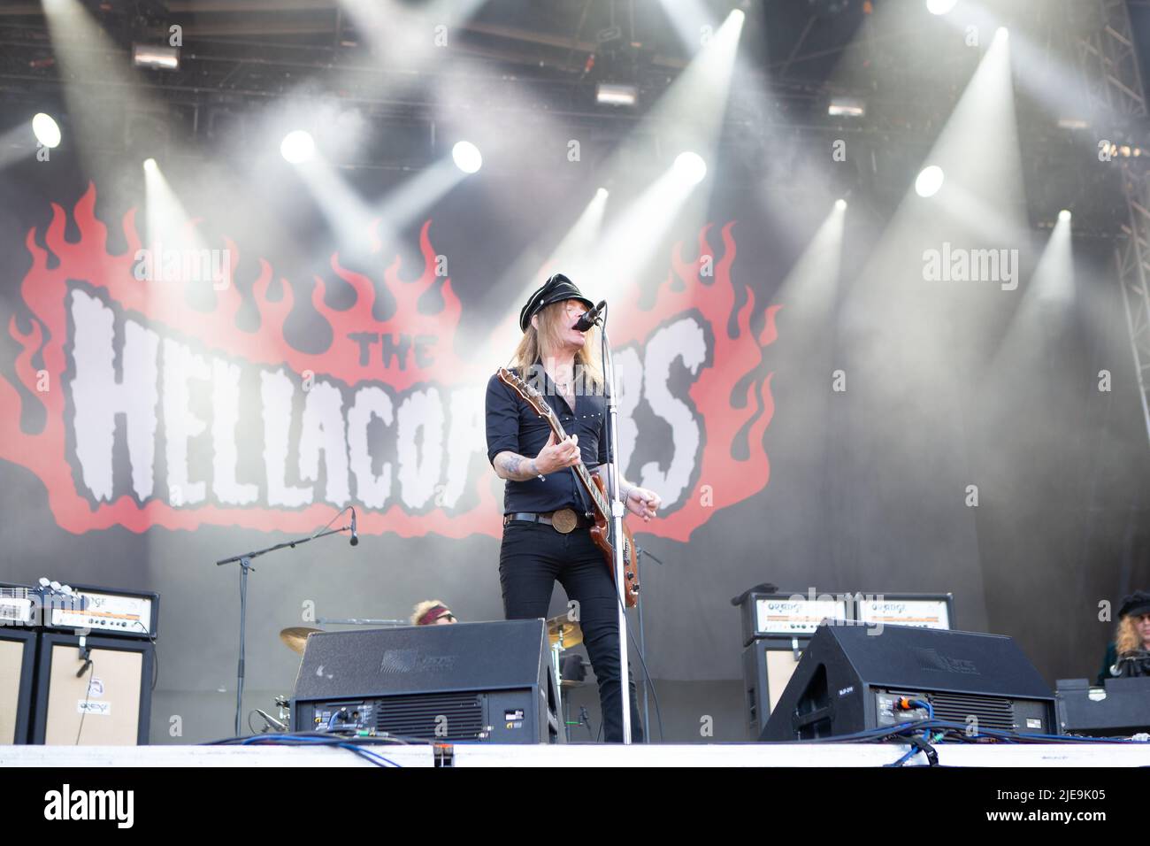 Oslo, Norway. 24th, June 2022. The Swedish hard rock band The Hellacopters performs a live concert during the Norwegian music festival Tons of Rock 2022 in Oslo. Here vocalist and guitarist Nicke Andersson is seen live on stage. (Photo credit: Gonzales Photo - Per-Otto). Stock Photo