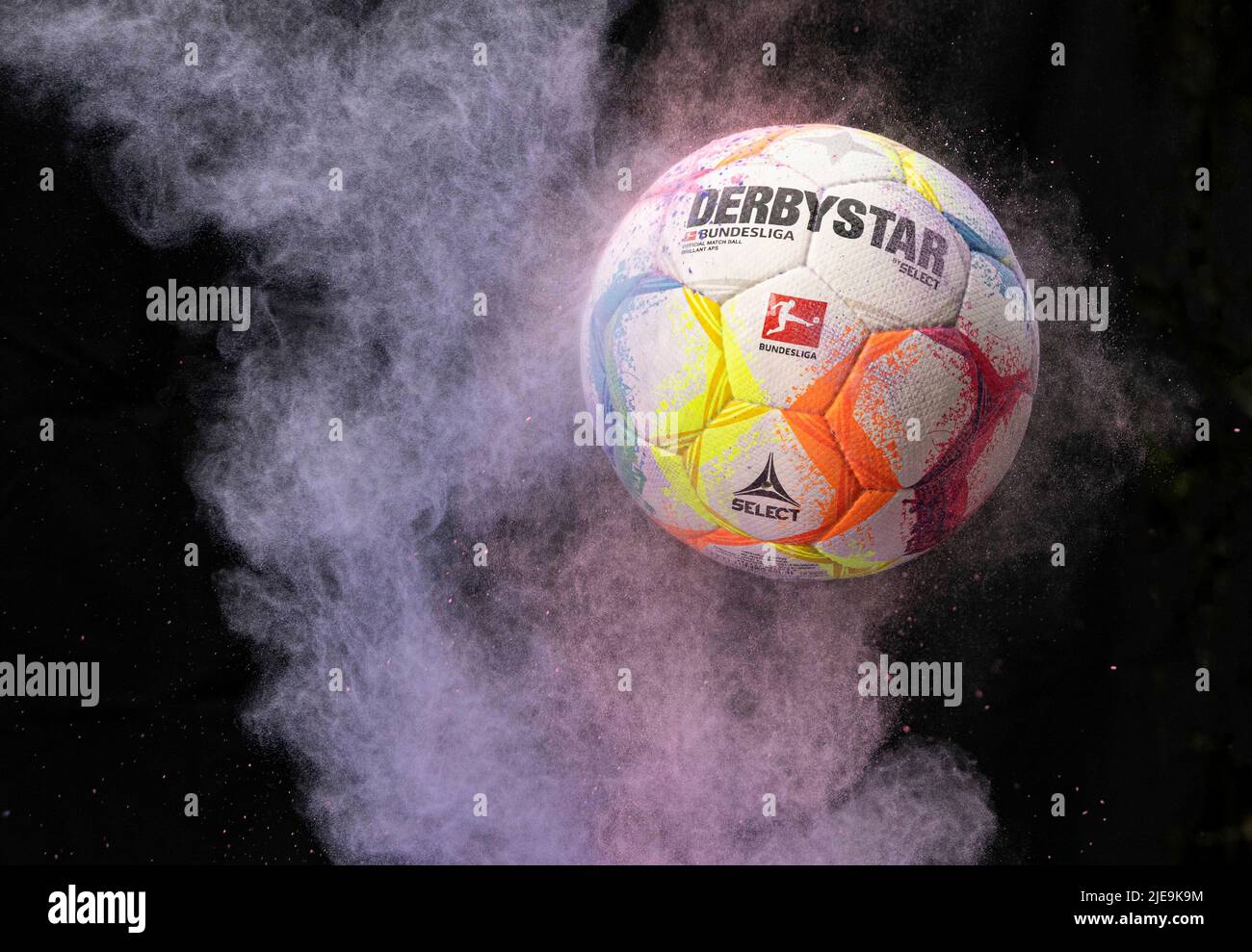 DERBYSTAR Bundesliga Brillant APS 2022 Football Ball - 22/23