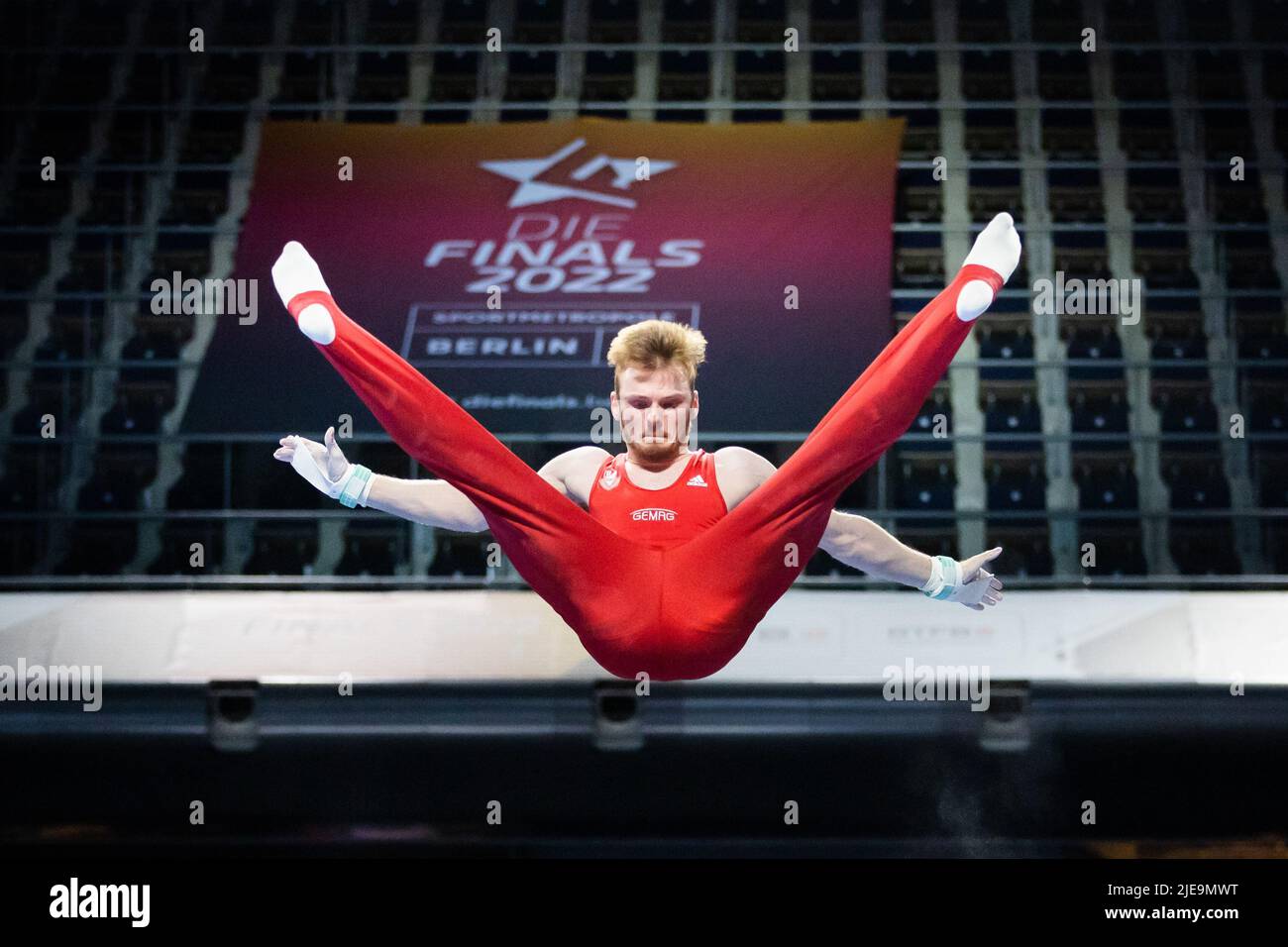 Berlin, Germany. 26th June, 2022. Gymnastics: German Championships, apparatus finals 2 men, high bar. Leonard Prügel in action. Credit: Christoph Soeder/dpa/Alamy Live News Stock Photo