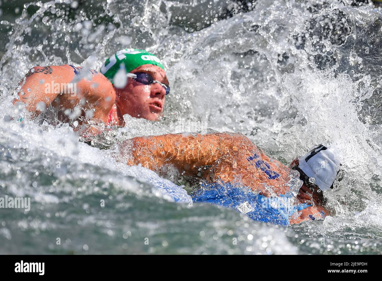 Open water swimming competitions in Italy