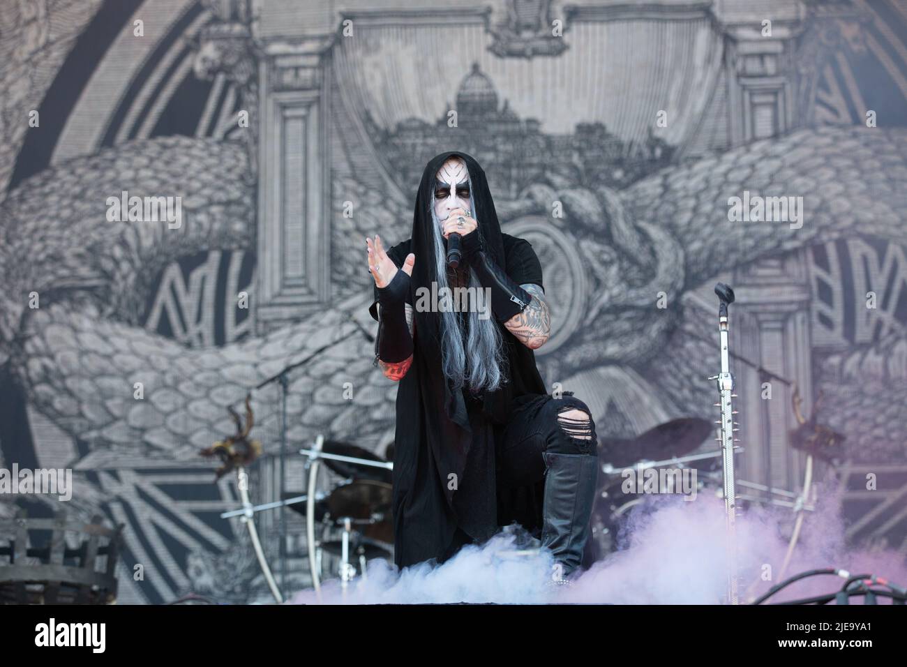 Oslo, Norway. 24th, June 2022. The Norwegian symphonic black metal band Dimmu Borgir performs a live concert during the Norwegian music festival Tons of Rock 2022 in Oslo. Here vocalist Shagrath is seen live on stage. (Photo credit: Gonzales Photo - Per-Otto Oppi). Stock Photo
