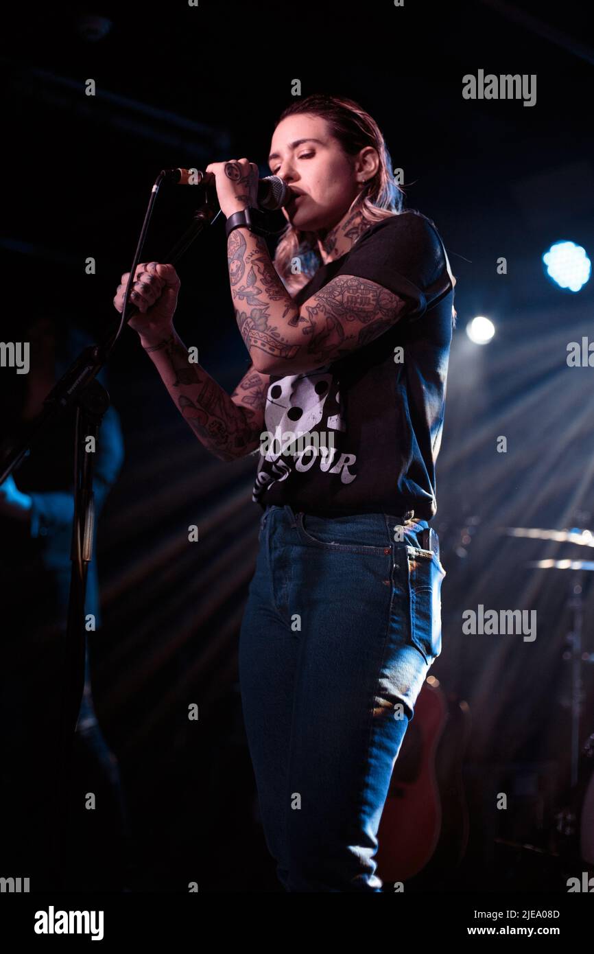 Morgan wade singer hi-res stock photography and images - Alamy