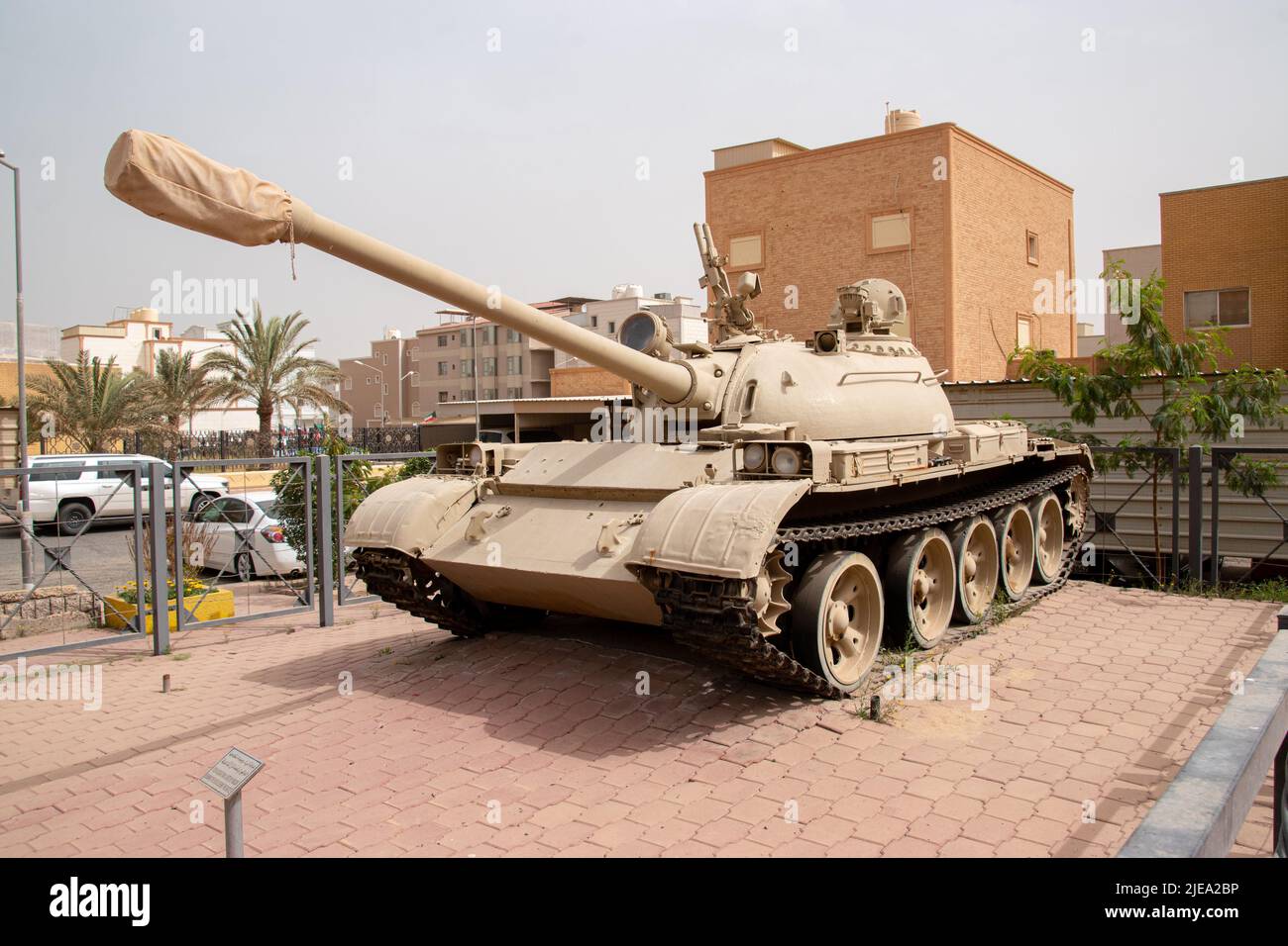 A soviet built T-54 used by the Iraqi Army during the invasion of Kuwait Stock Photo