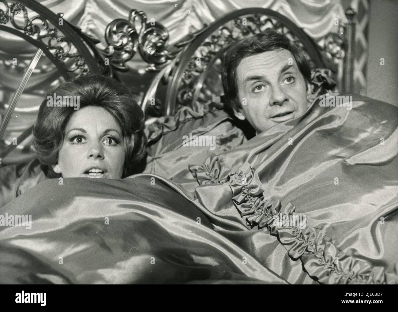 German actors Harald Juhnke and Johanna von Koczian in the TV Series A Man for All Cases (Ein Mann fur alle Falle), Germany 1978 Stock Photo