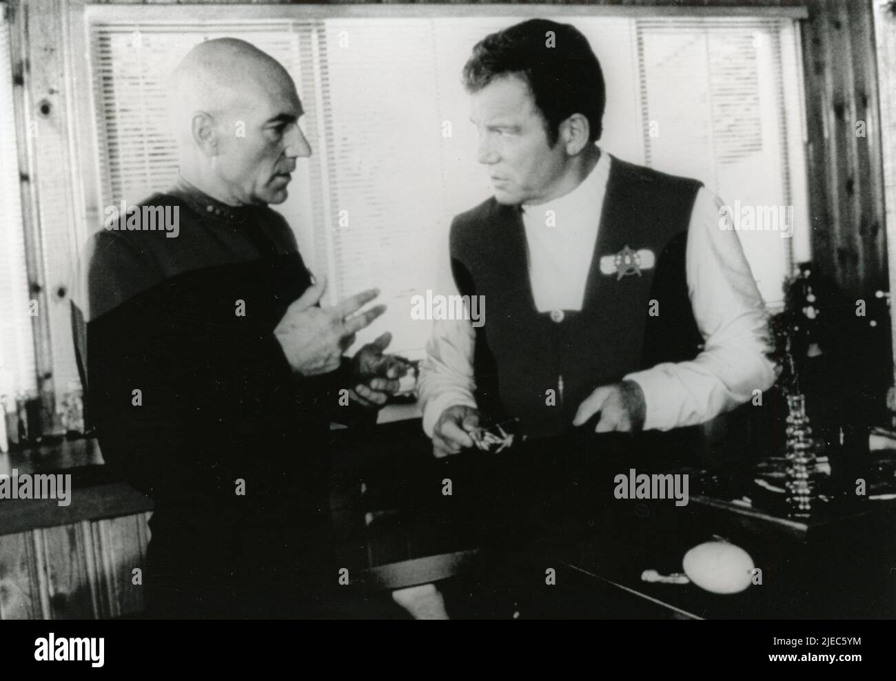 Actors Patrick Stewart and William Shatner in the movie Star Trek VII: Generations, USA 1994 Stock Photo