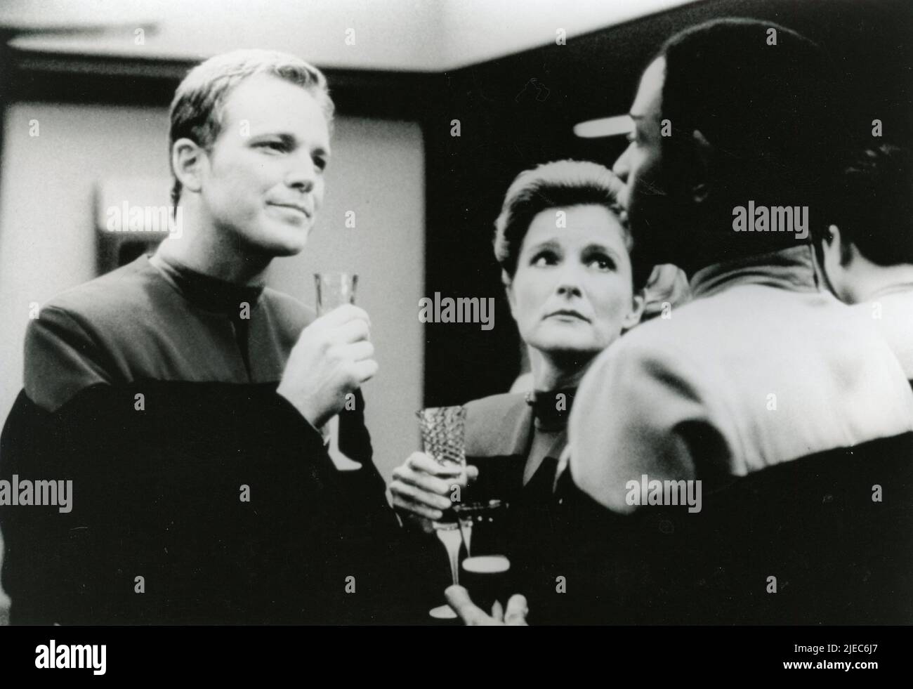 American actors Robert Duncan McNeill, Kate Mulgrew, and Tim Russ in the TV serie Star Trek Voyager, USA 1996 Stock Photo
