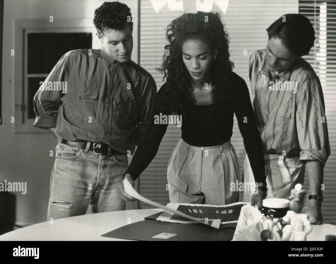 German actors Babs Feltus, Tobias Hoesl, and Laurent Holzamer in the TV movie Im Grunde meines Herzens bin ich Elektriker, Germany 1990 Stock Photo