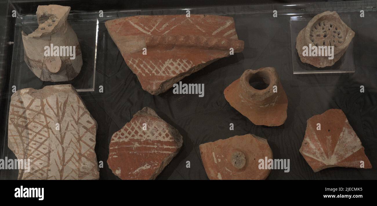 Late Medieval pottery. Possibly found at Ta' Ghammieza, boundaries of Rabat (Victoria), Island of Gozo, Malta). Gozo Museum of Archaeology. Cittadela of Victoria in Gozo. Malta. Stock Photo