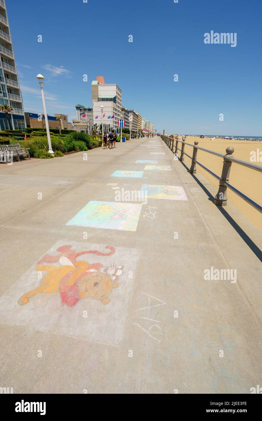 Chalk art on Virginia Beach Stock Photo Alamy