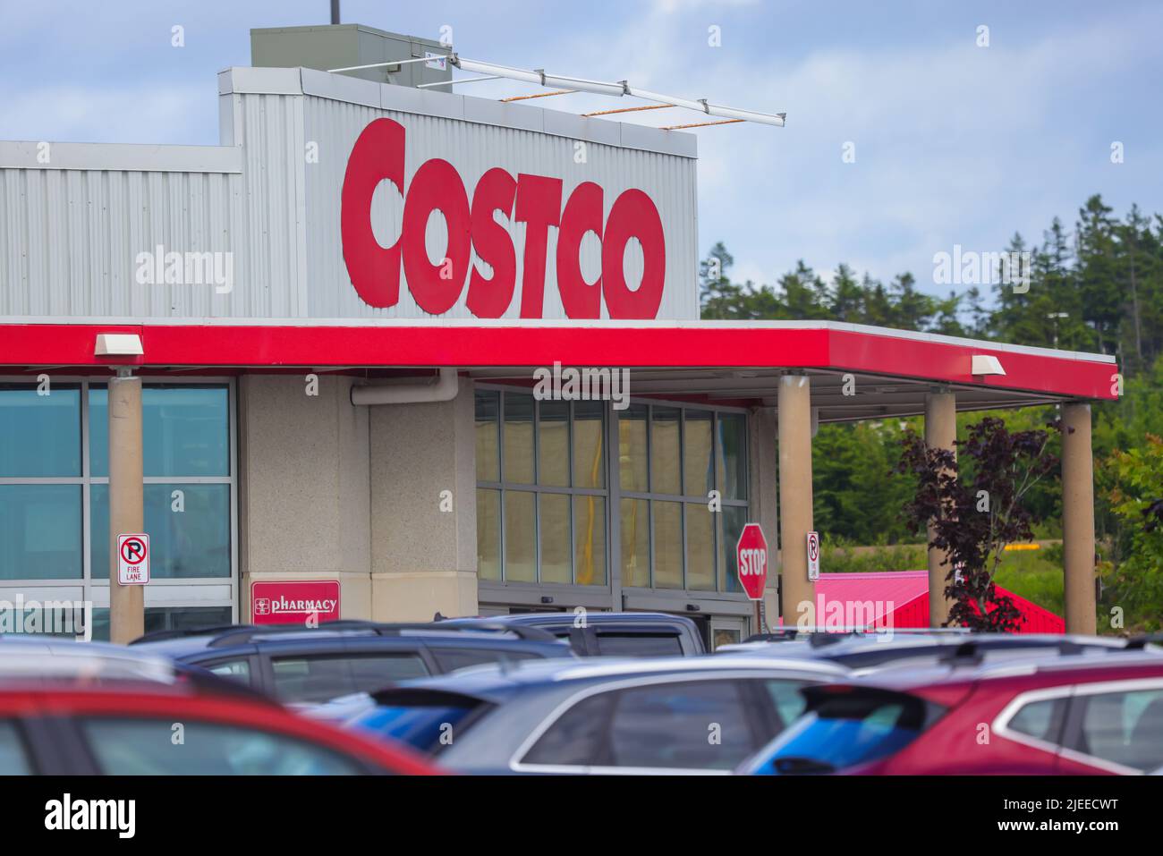 COSTCO Wholesale store front. American chain of retail membership-only big-box store offers bulk merchandise. HALIFAX, NOVA SCOTIA, CANADA - JUNE 2022 Stock Photo