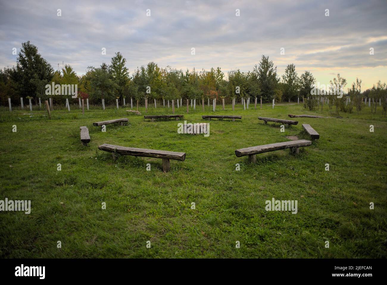 Sitzkreis in einem Park Stock Photo