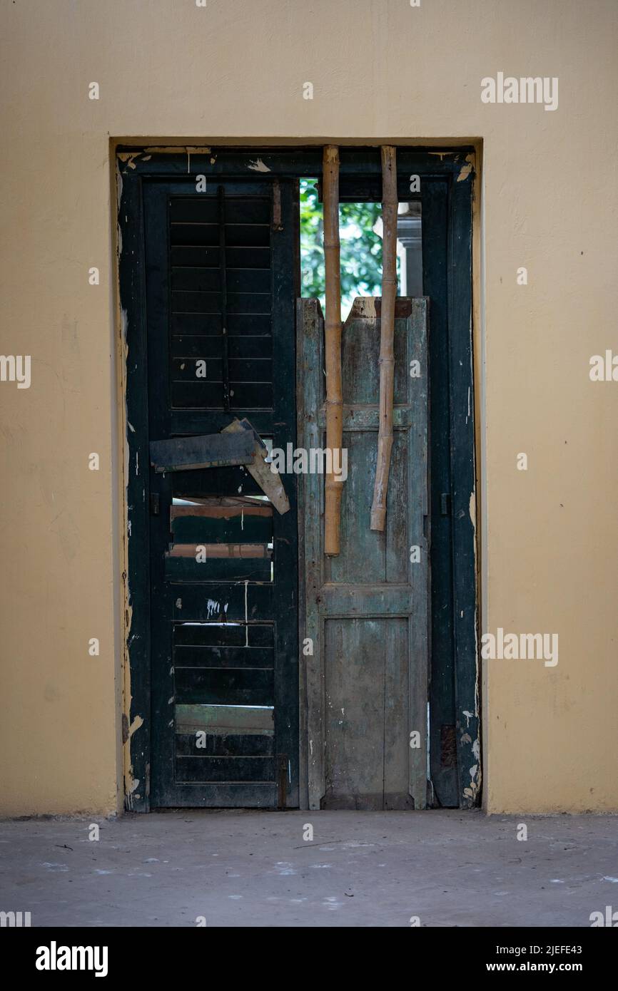 The doors of Bangladesh are simply the best. Walking around the city