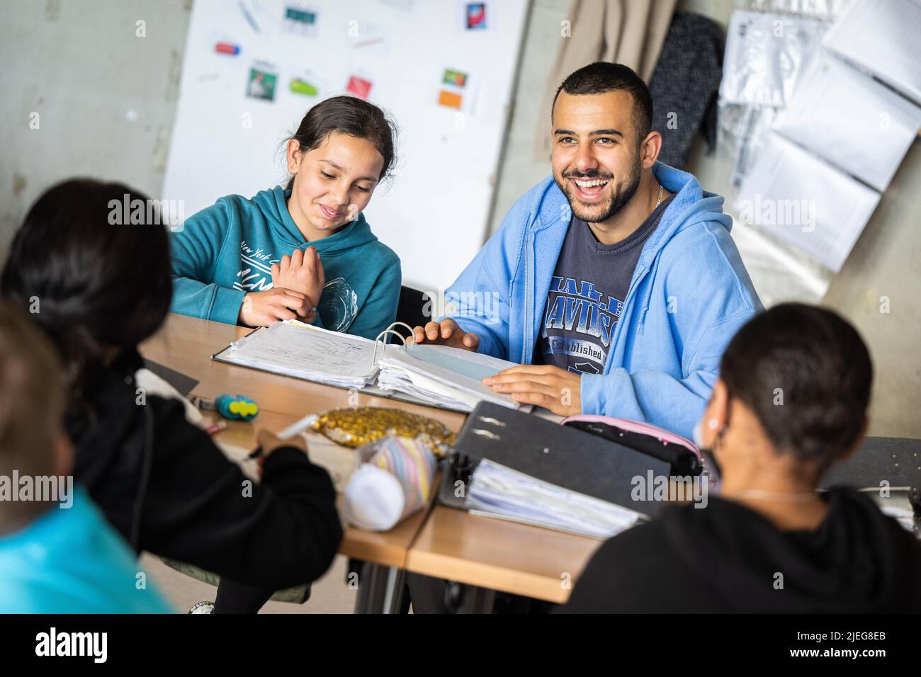 Bremerhaven, Germany. 16th June, 2022. Omar Abdelal, who is studying founding innovation leadership in Bremerhaven, looks after the student Amina as an education buddy. In return for his commitment of 20 hours a month, he is allowed to live free of charge in a Bremerhaven dormitory. (to dpa 'Living for free for education: Students help students from problem neighborhoods') Credit: Mohssen Assanimoghaddam/dpa/Alamy Live News Stock Photo