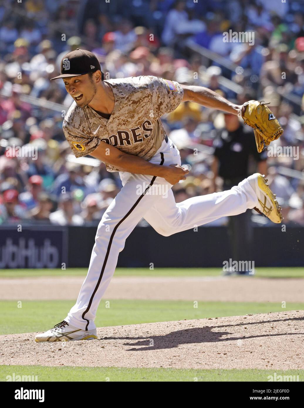 Yu Darvish of the San Diego Padres pitches in a baseball game against the  Philadelphia Phillies on June 26, 2022, at Petco Park in San Diego,  California. (Kyodo)==Kyodo Photo via Credit: Newscom/Alamy