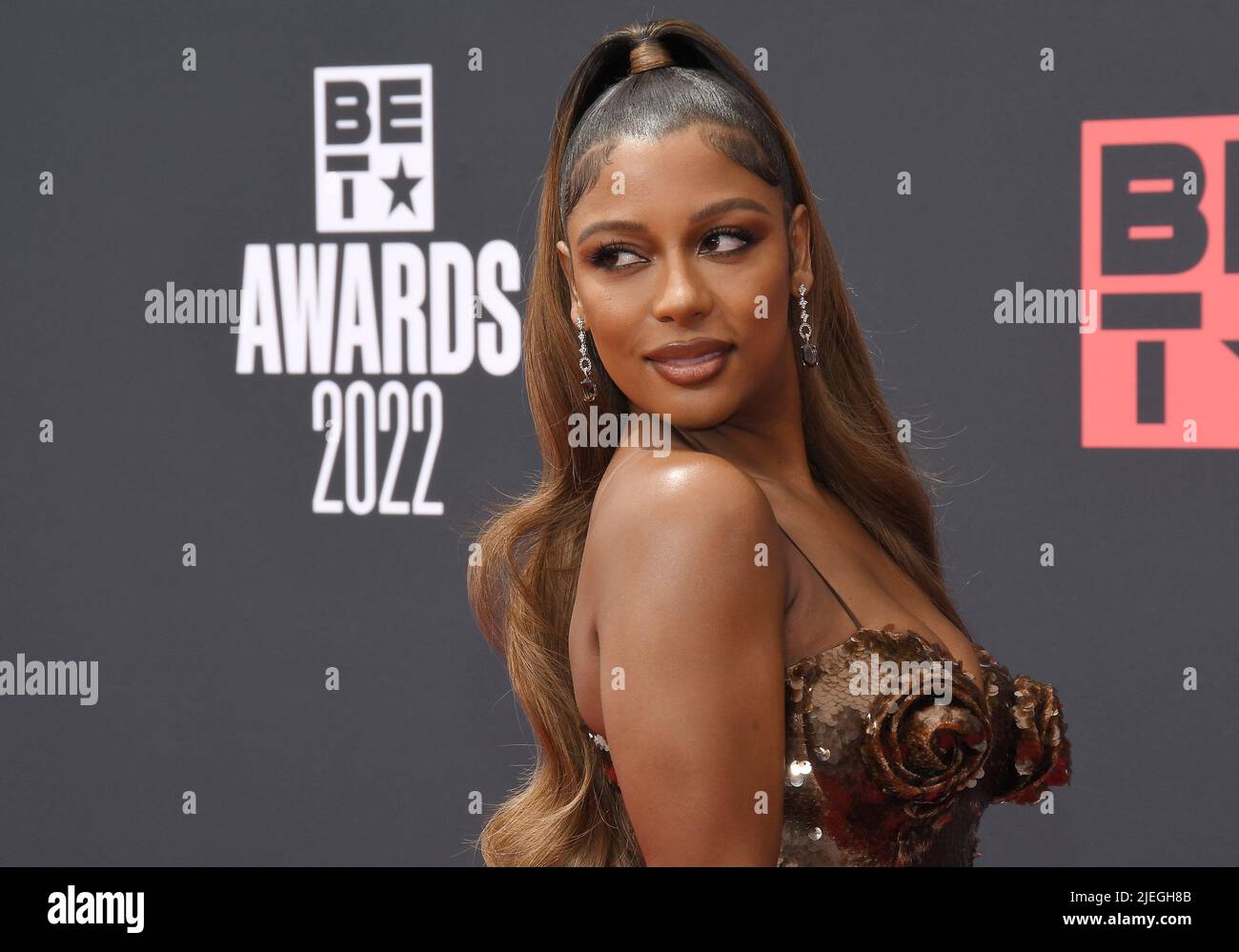 Los Angeles, USA. 26th June, 2022. Victoria Monét arrives at the BET