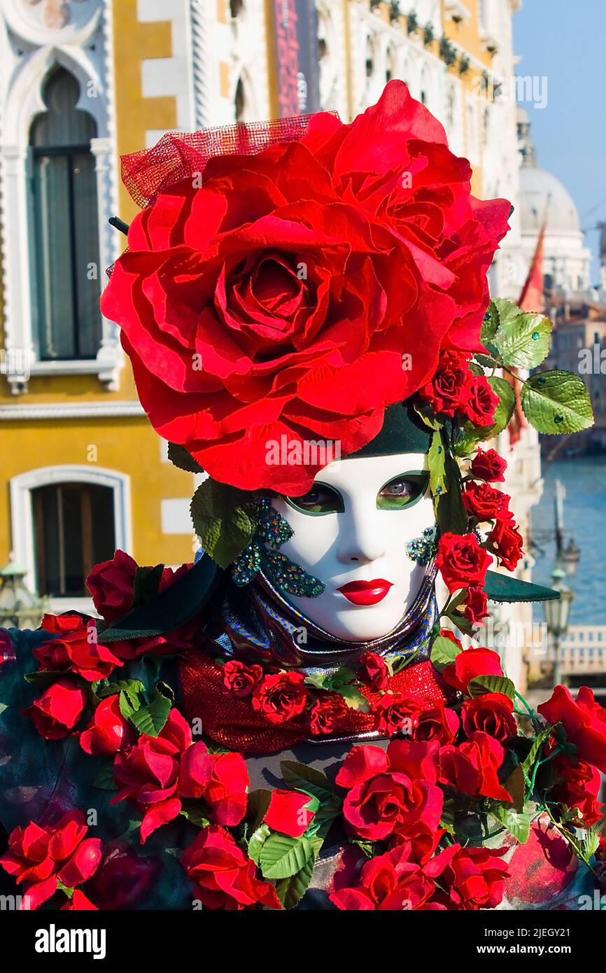 Karneval in der einzigartigen Stadt Vendig in Italien. Venezianische Masken Stock Photo