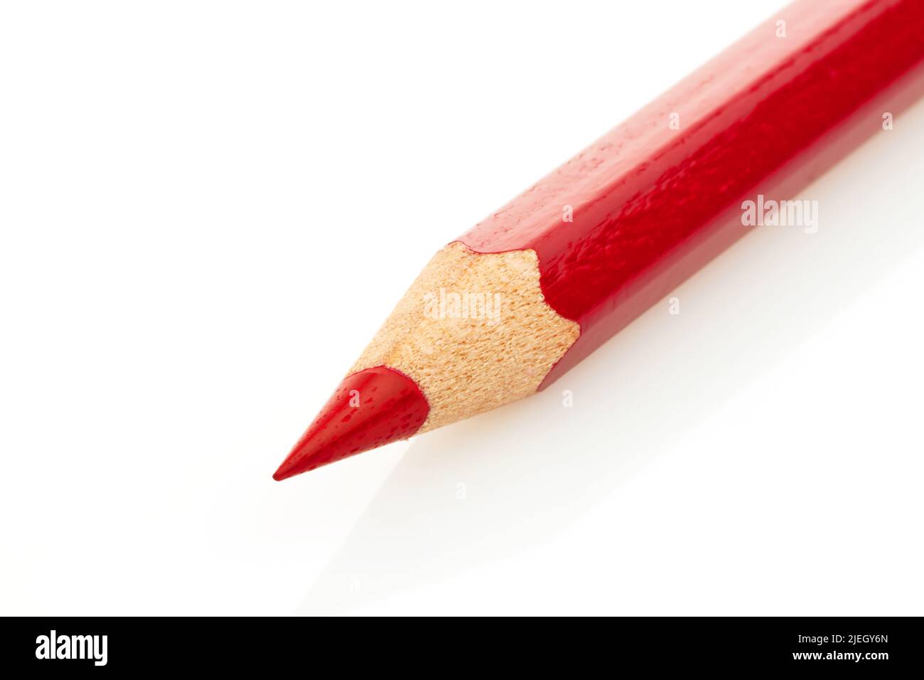 Ein roter Stift, Sparen bei Ausgaben, Kalkulation, Streichen, Hervorheben, Stock Photo