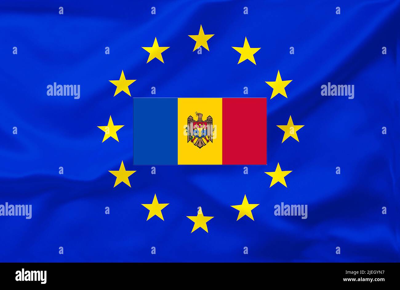 Fotomontage, Flagge von Europa, EU, Europäische Union, Flagge von Moldau, Moldaiwn, EU-Beitritt, Nationalfahne, Stock Photo