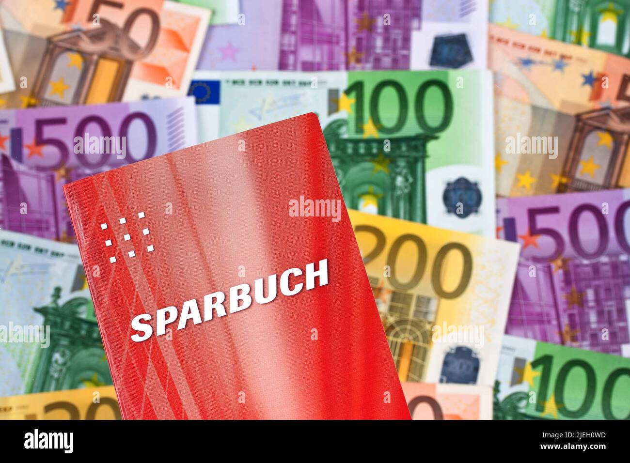 Sparbuch mit Euro-Banknoten, 100er, 200er, 500er, Geldscheine Stock ...