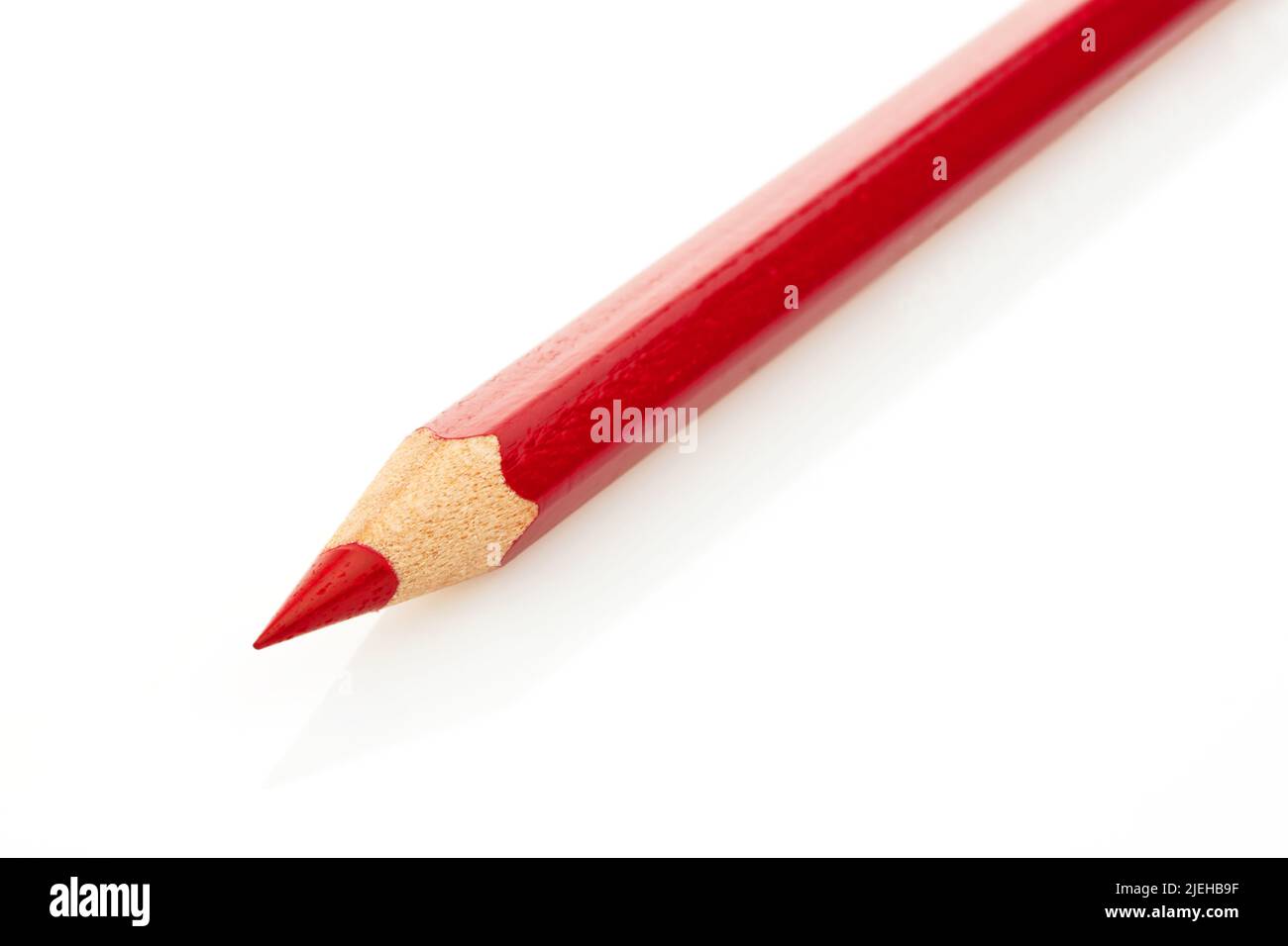 Ein roter Stift, Sparen bei Ausgaben, Kalkulation, Streichen, Hervorheben, Stock Photo