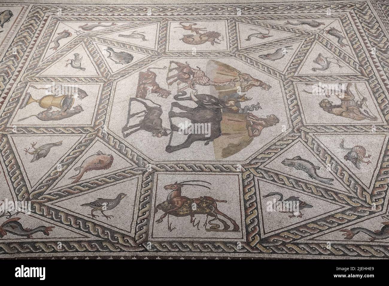 Lod, Israel. 27th June, 2022. The Israel Antiquities Authority inaugurates the Shelby White and Leon Levy Lod Mosaic Archaeological Center. The center's goal is to display a 1,710 square foot, Roman period (3rd to 4th century CE) mosaic which served as the floor of a living room villa in a wealthy housing complex in Lod. Credit: Nir Alon/Alamy Live News Stock Photo