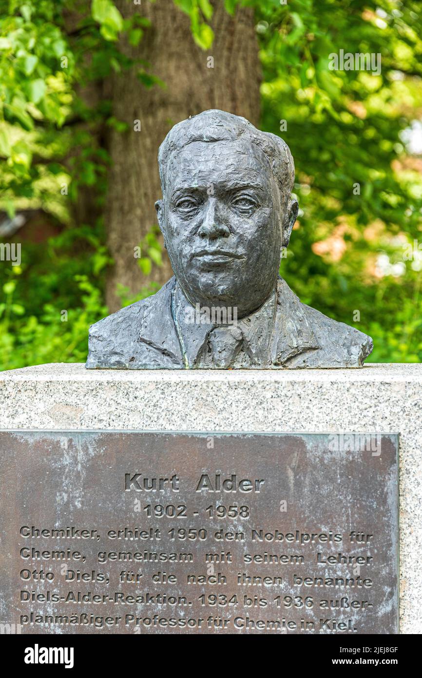 Kurt adler hi-res stock photography and images - Alamy