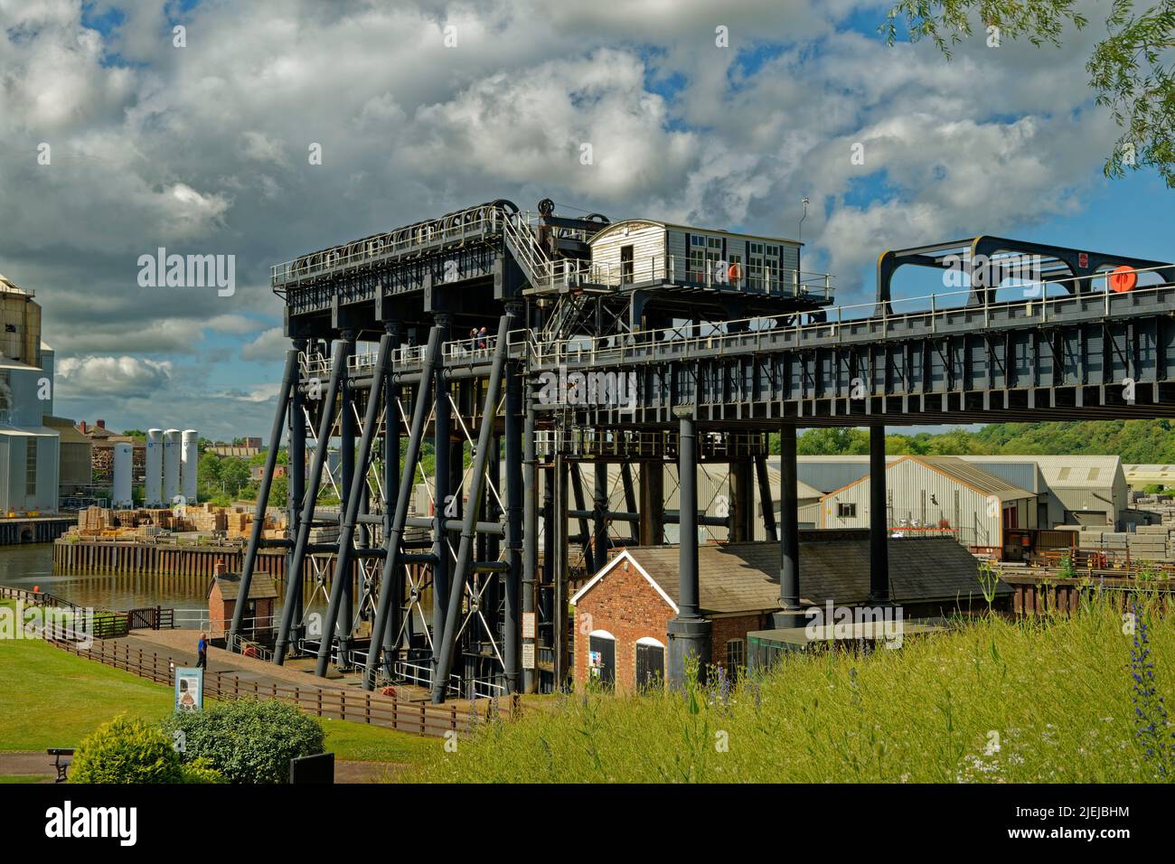 The Anderton Boat lift at Anderton near Northwich in Cheshire, England transfers boats & barges between the River Weaver and the Trent & Mersey canal. Stock Photo
