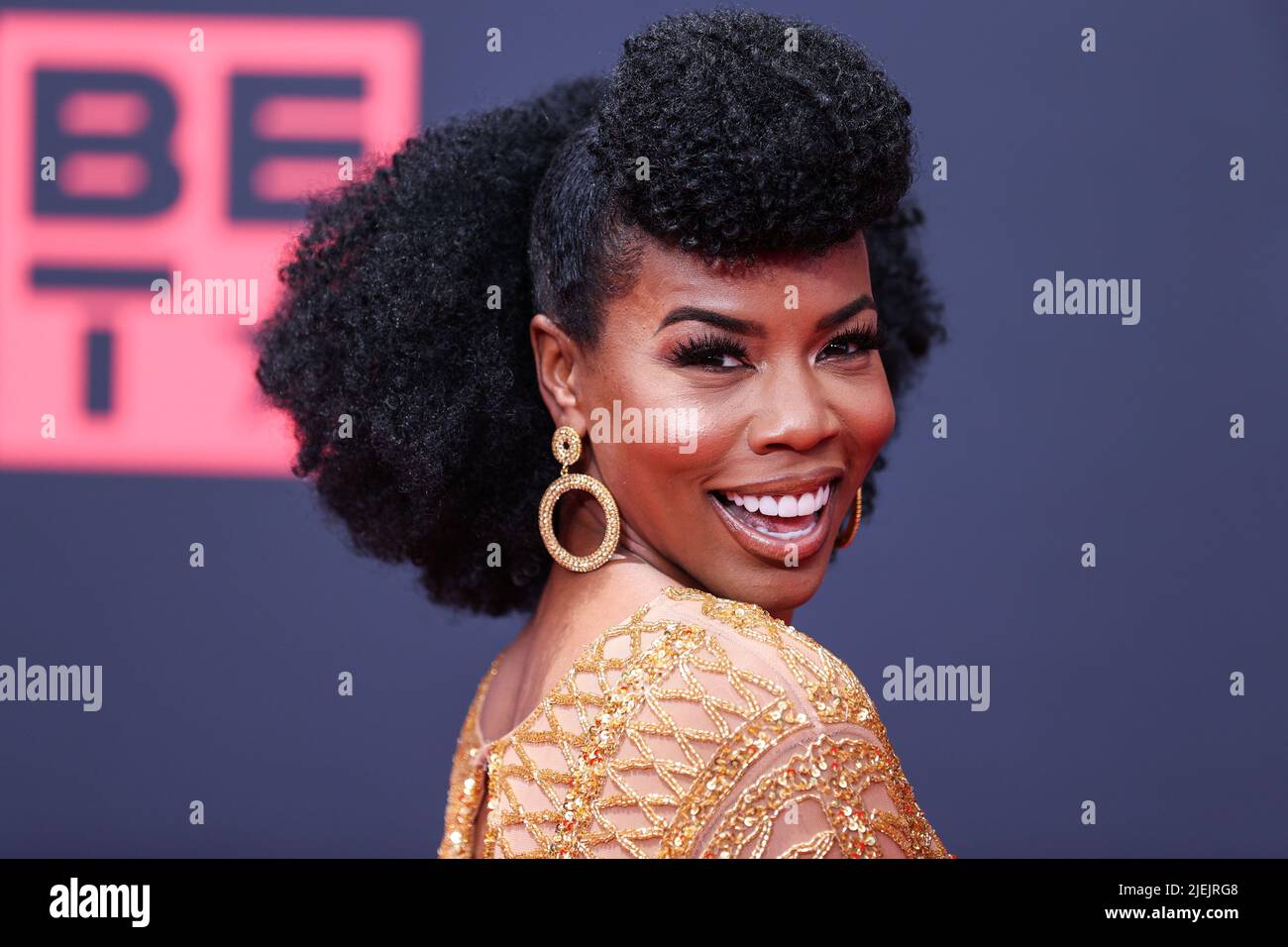 LOS ANGELES, CALIFORNIA, USA JUNE 26 Brandee Evans arrives at the