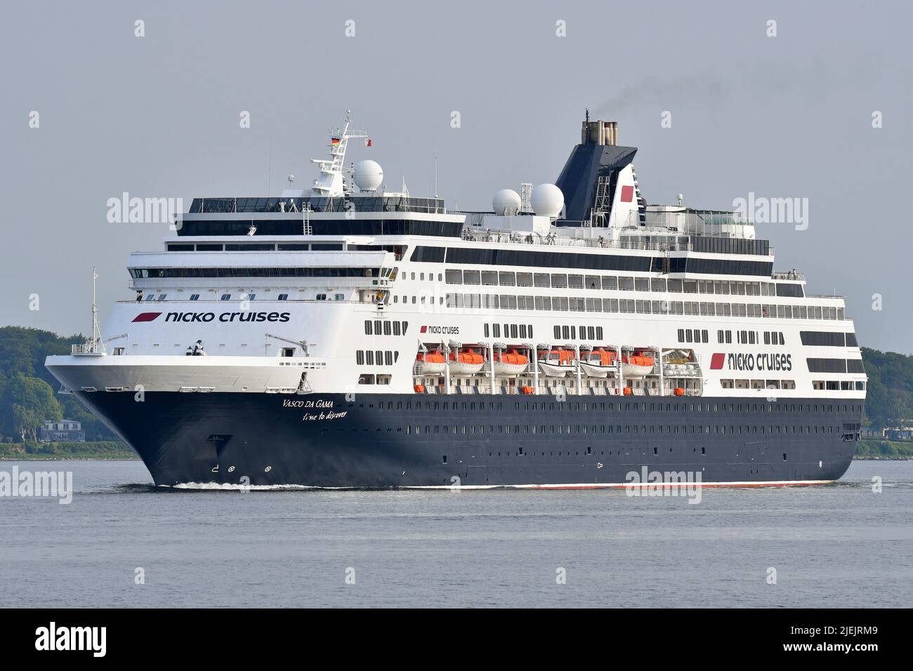 Cruiseship VASCO DA GAMA outbound from Kiel Stock Photo - Alamy