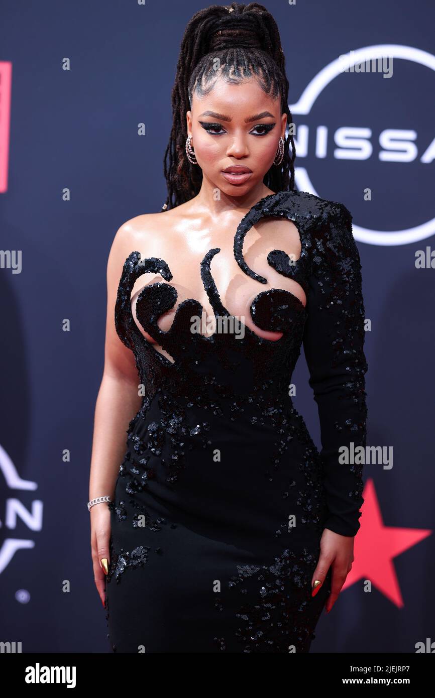 LOS ANGELES, CALIFORNIA, USA - JUNE 26: American singer-songwriter Chloe Bailey wearing a Nicolas Jebran dress and Colette Jewelry arrives at the BET Awards 2022 held at Microsoft Theater at L.A. Live on June 26, 2022 in Los Angeles, California, United States. (Photo by Xavier Collin/Image Press Agency) Credit: Image Press Agency/Alamy Live News Stock Photo