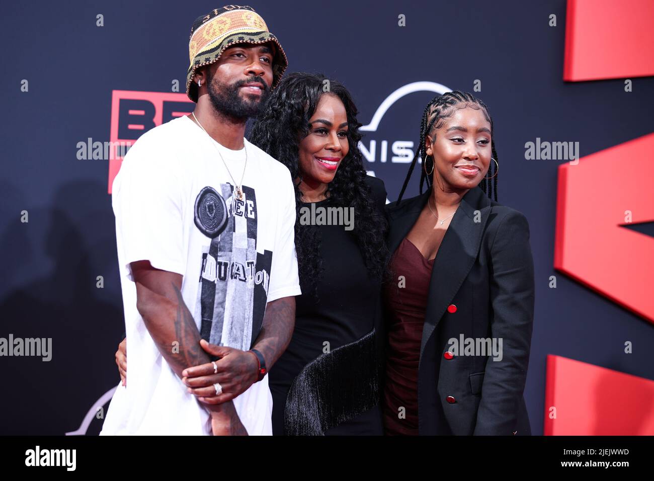 LOS ANGELES, CALIFORNIA, USA - JUNE 26: Kyrie Irving arrives at the BET Awards 2022 held at Microsoft Theater at L.A. Live on June 26, 2022 in Los Angeles, California, United States. (Photo by Xavier Collin/Image Press Agency) Credit: Image Press Agency/Alamy Live News Stock Photo