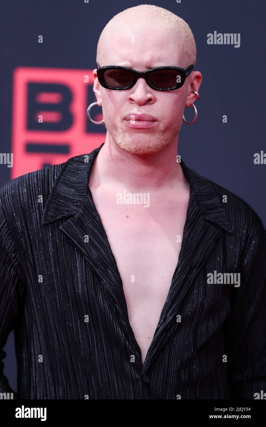LOS ANGELES, CALIFORNIA, USA - JUNE 26: Shaun Ross arrives at the BET Awards 2022 held at Microsoft Theater at L.A. Live on June 26, 2022 in Los Angeles, California, United States. (Photo by Xavier Collin/Image Press Agency) Credit: Image Press Agency/Alamy Live News Stock Photo