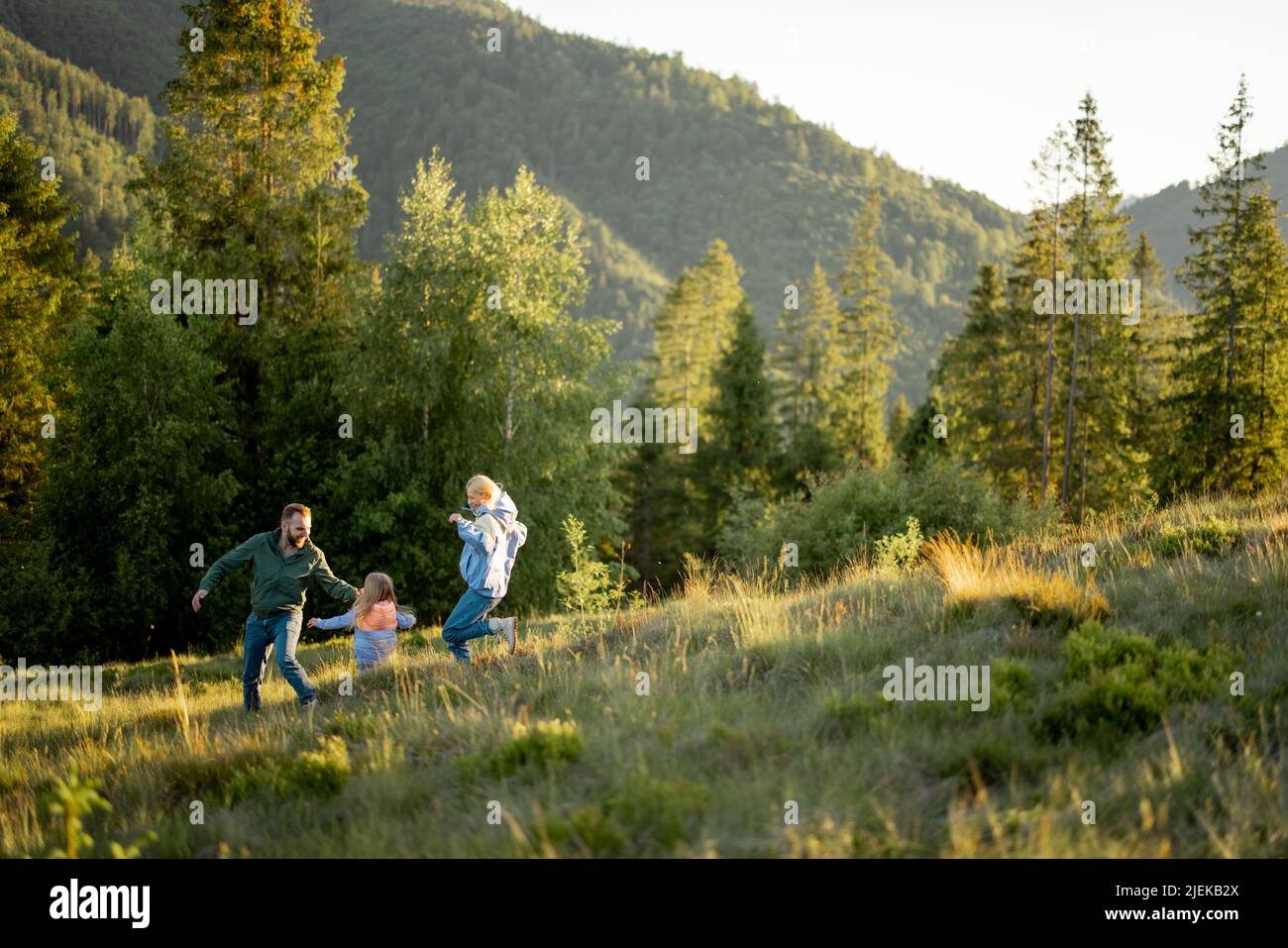 Family mountains hi-res stock photography and images - Alamy