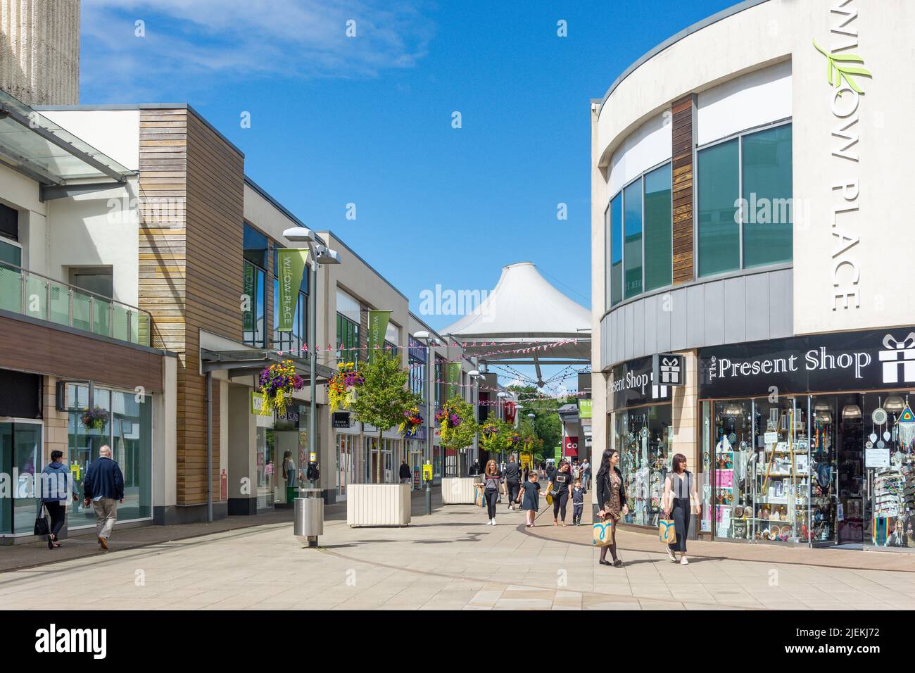 Willow Place Shopping Centre, George Street, Corby, Northamptonshire, England, United Kingdom Stock Photo