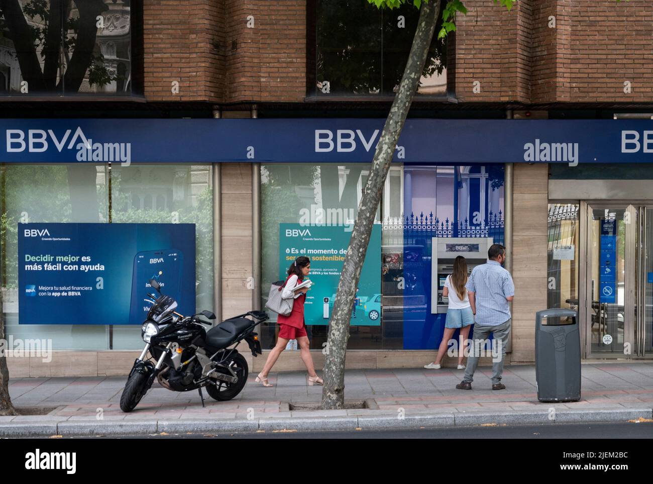 Madrid, Spain. 24th June, 2022. Customers are withdrawing money from an ATM machine at the Spanish multinational Banco Bilbao Vizcaya Argentaria SA (BBVA) bank in Spain. (Photo by Xavi Lopez/SOPA Images/Sipa USA) Credit: Sipa USA/Alamy Live News Stock Photo