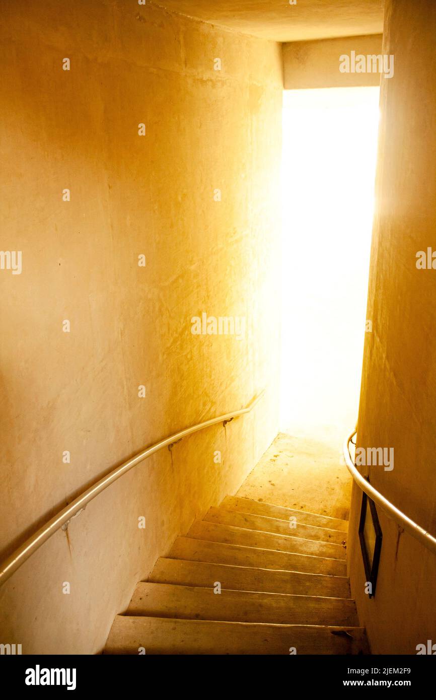Tunnel leading to bright light hi-res stock photography and images - Alamy