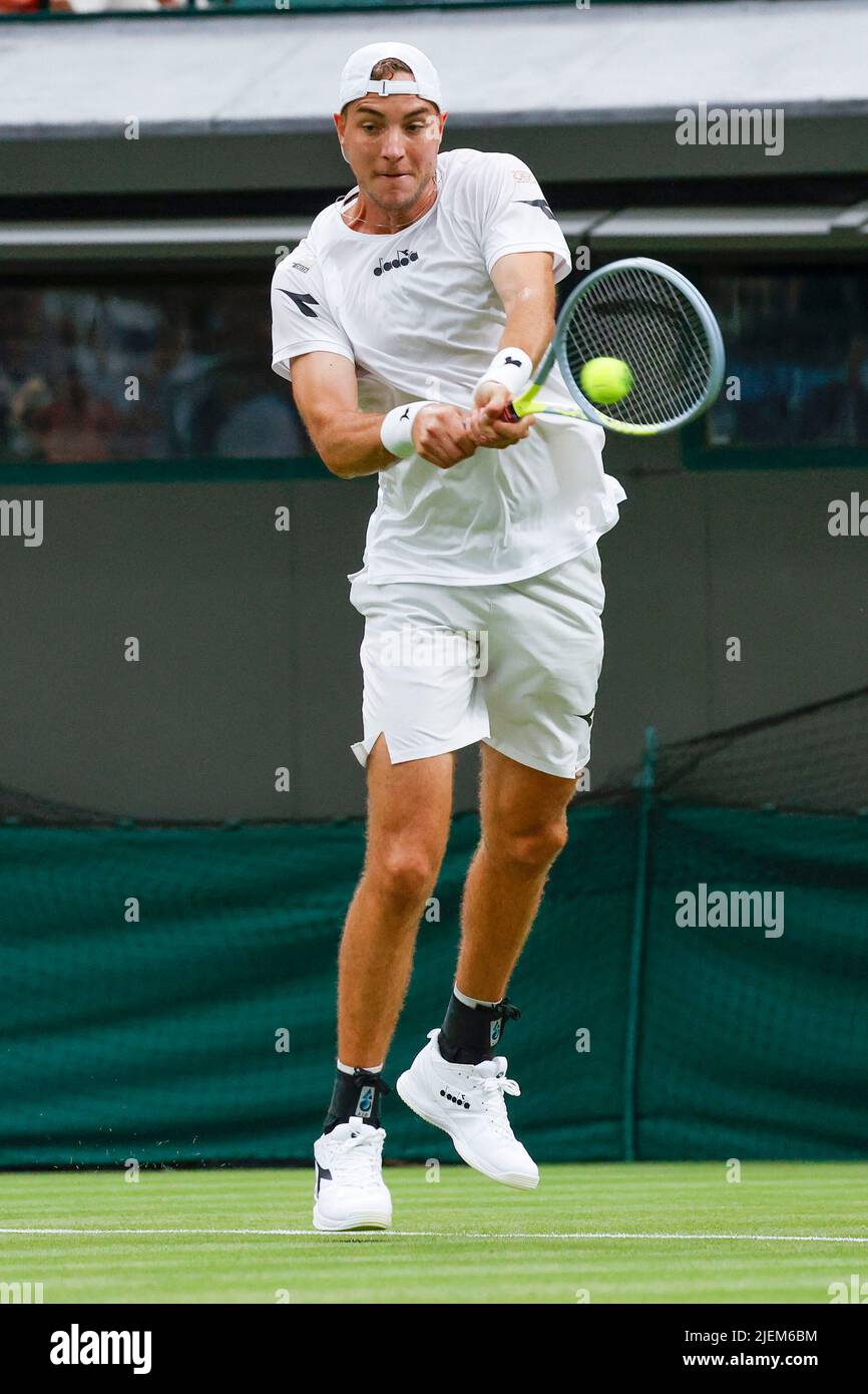 Wimbledon,Great Britain 27th. June, 2022. German tennis player Jan-Lennard  Struff in action at the Wimbledon 2022 Championships on Monday 27 June  2022., © Juergen Hasenkopf / Alamy Live News Stock Photo - Alamy