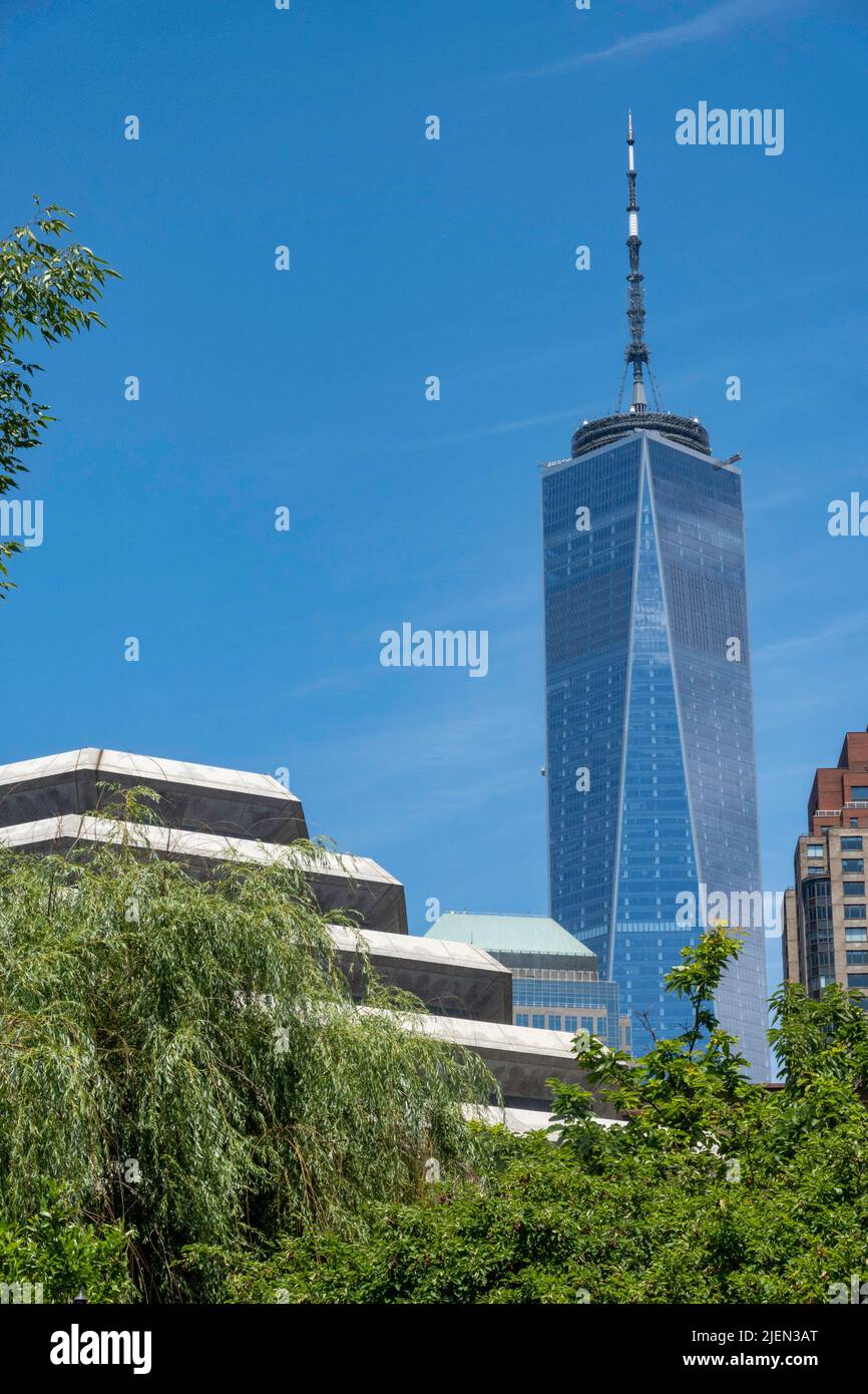 One World Trade Center looms over the Museum of Jewish Heritage Museum in Battery Park City, New York City, USA  2022 Stock Photo