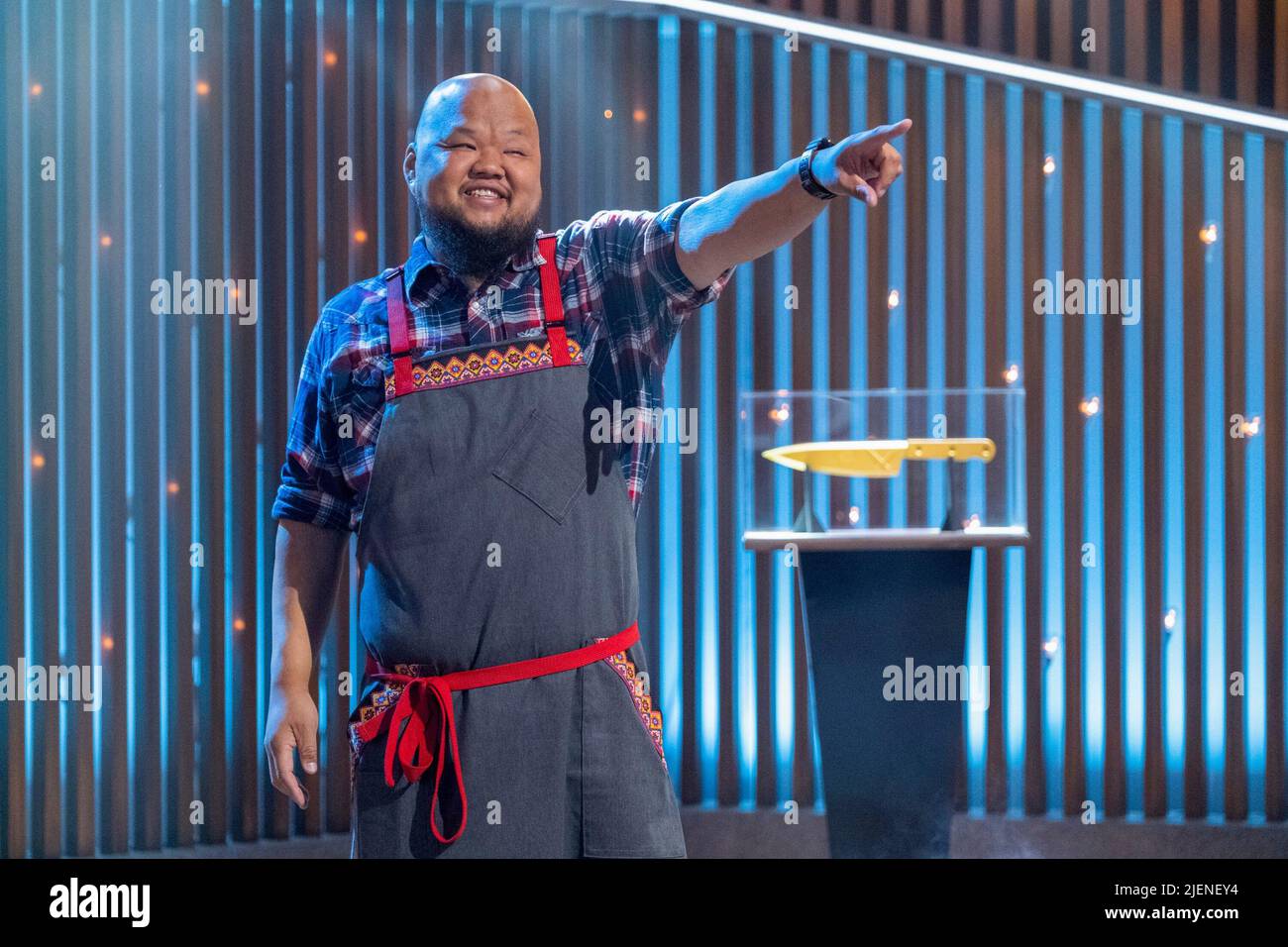 IRON CHEF QUEST FOR AN IRON LEGEND, contestant Yia Vang, Battle Live
