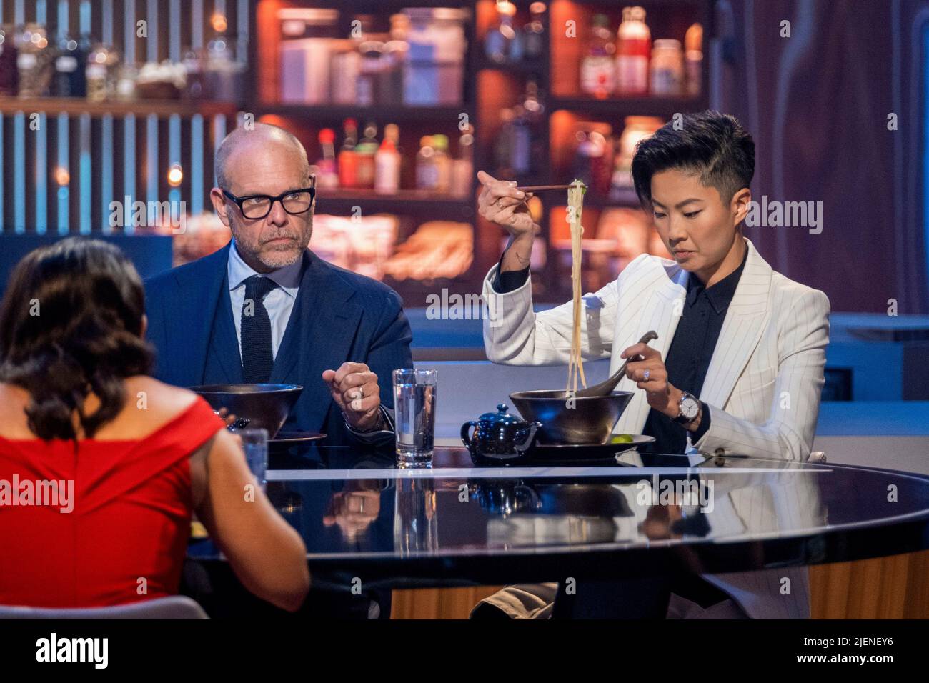 IRON CHEF QUEST FOR AN IRON LEGEND, from left hosts Alton Brown