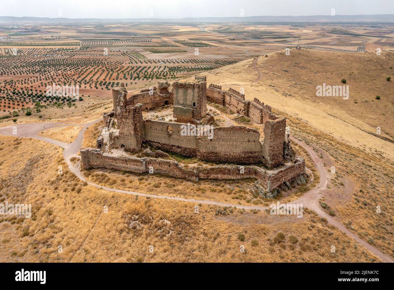 Castillo de almonacid hires stock photography and images Alamy