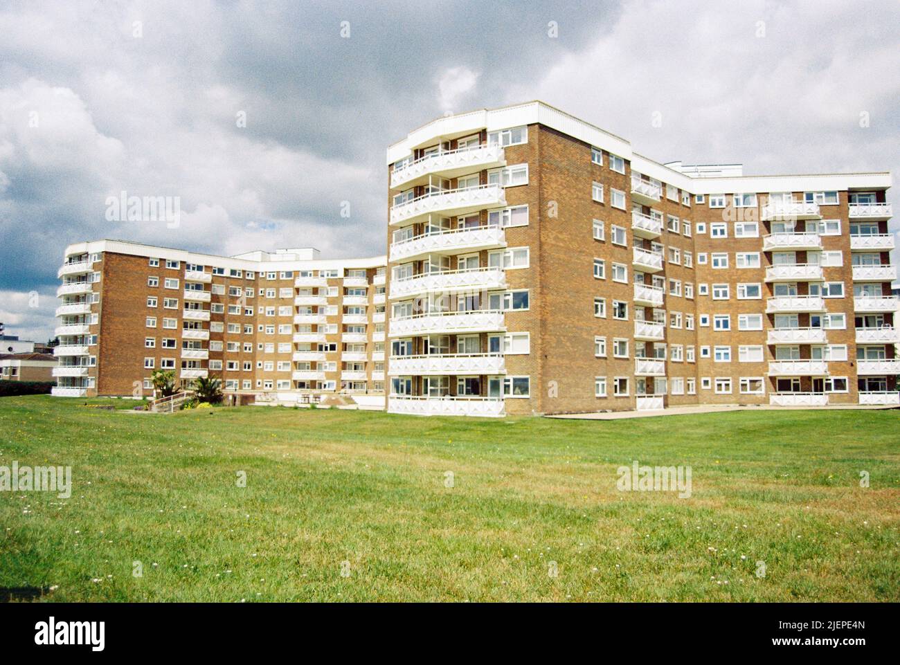 Elizabeth court flats hires stock photography and images Alamy