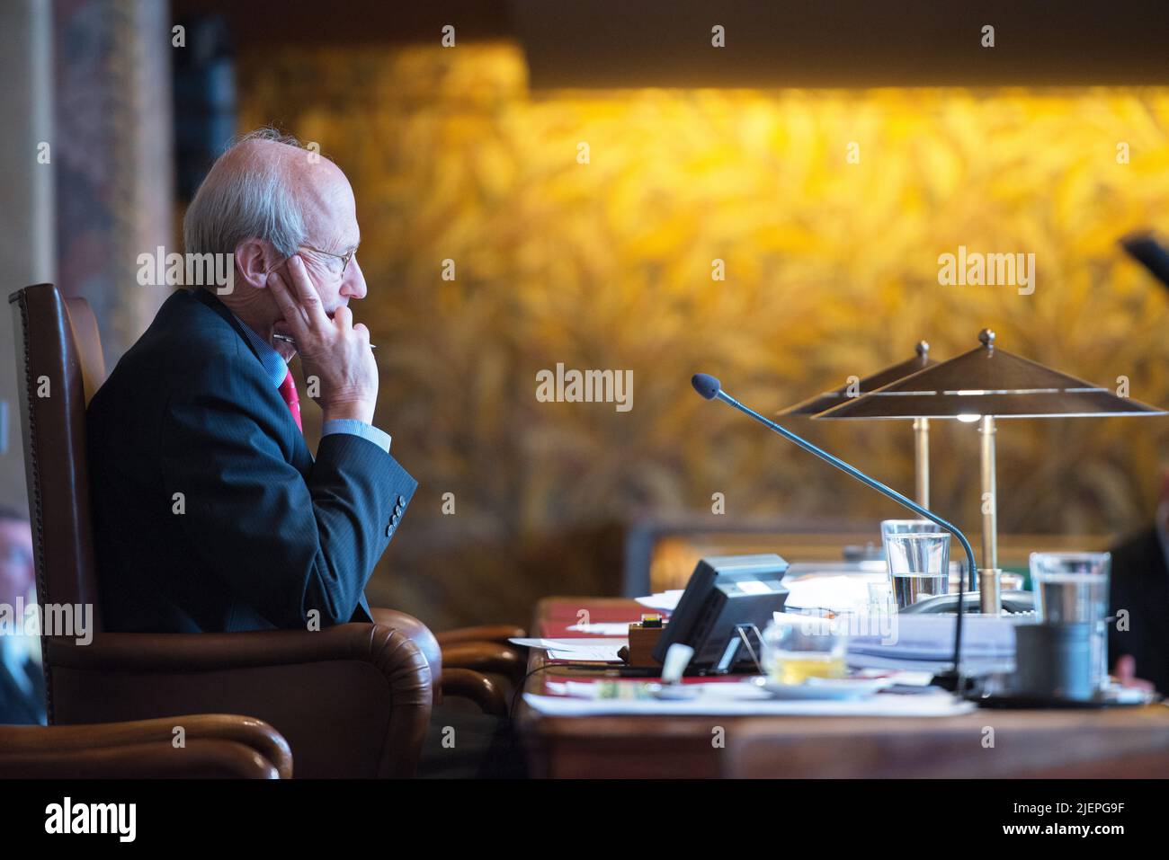 The Hague, Netherlands. Senator Hans Franken van het Christen Democratisch Appel (CDA), acting as temporary Chairman of the First Chamber of Parliament or Senate. Stock Photo