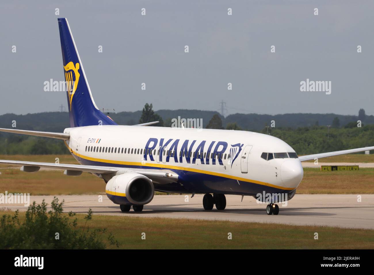 Ryanair, Boeing 737 EI-DYX, Stansted Airport, Essex, UK Stock Photo