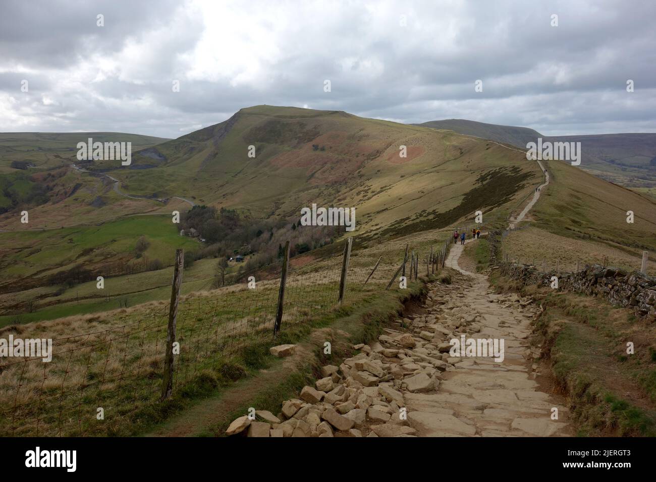 The Ridge Path over Hollins Cross Leading to the Distant 'Mam Tor' in Edale, Derbyshire, Peak District National Park, England. Stock Photo