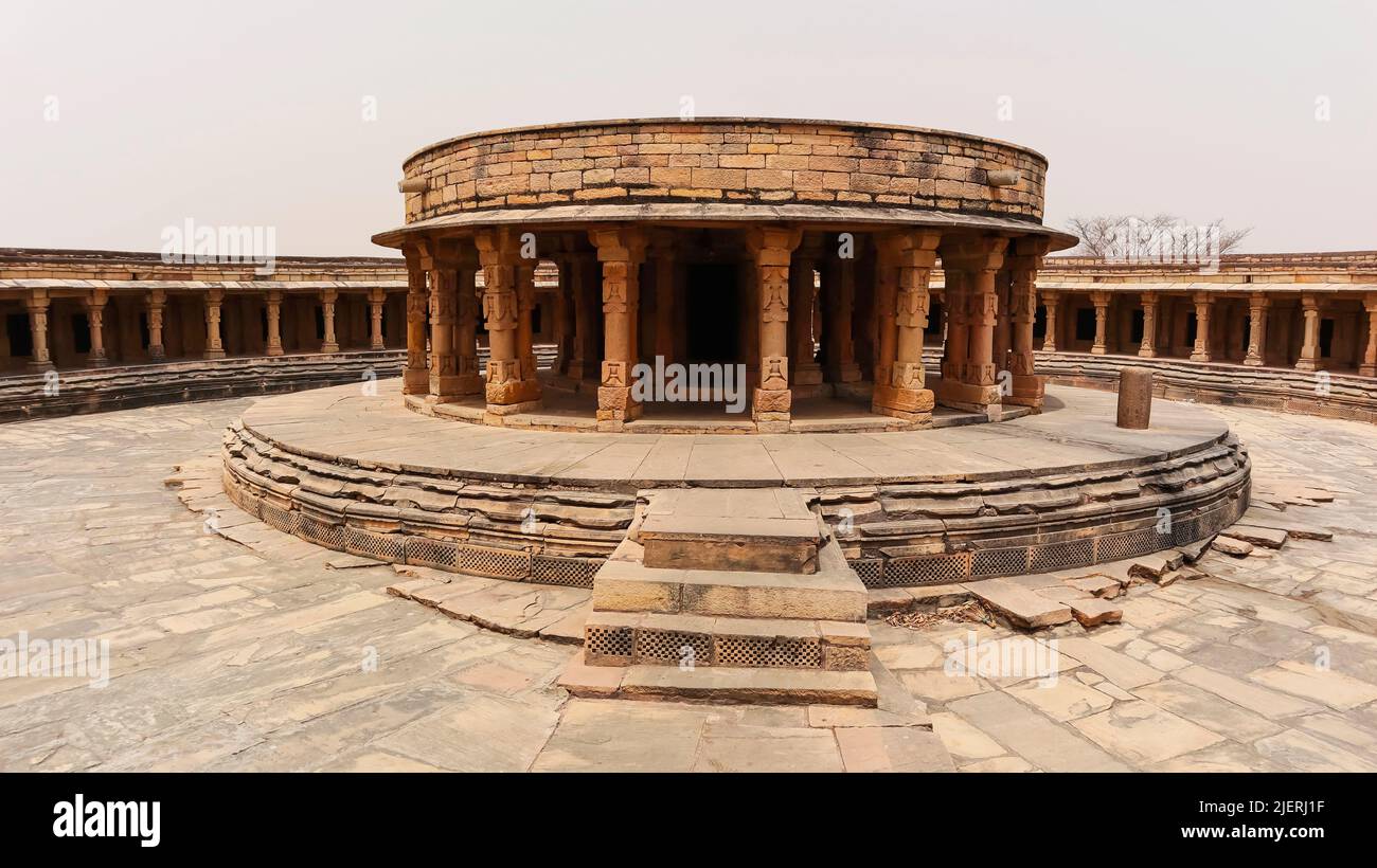 Inside the Temple of 64 or Chausath Yogini Temple, Ekattarso Mahadeva Temple, Mitaoli, Morena, Madhya Pradesh, India. Stock Photo