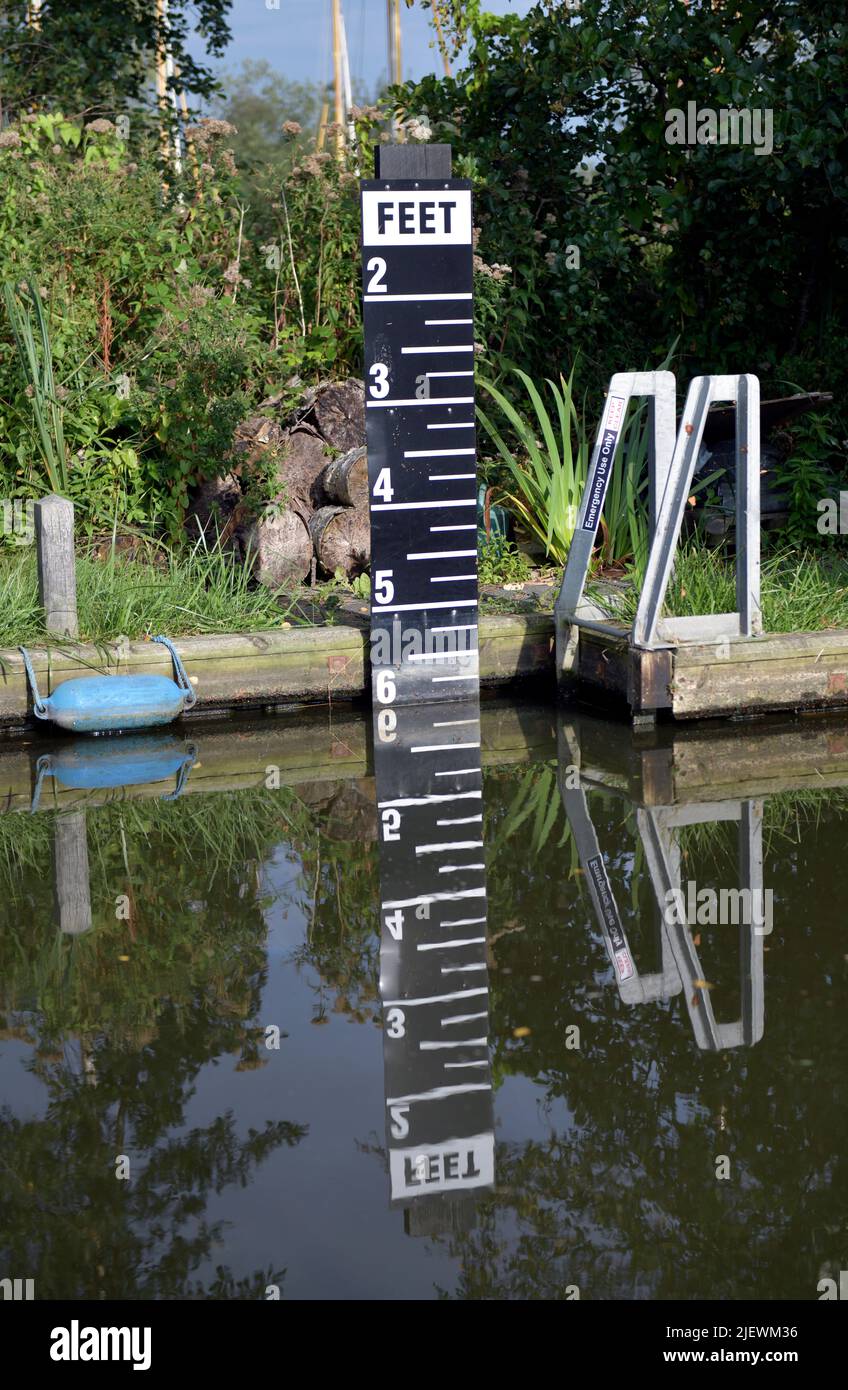river depth gauge ludham norfolk england Stock Photo Alamy